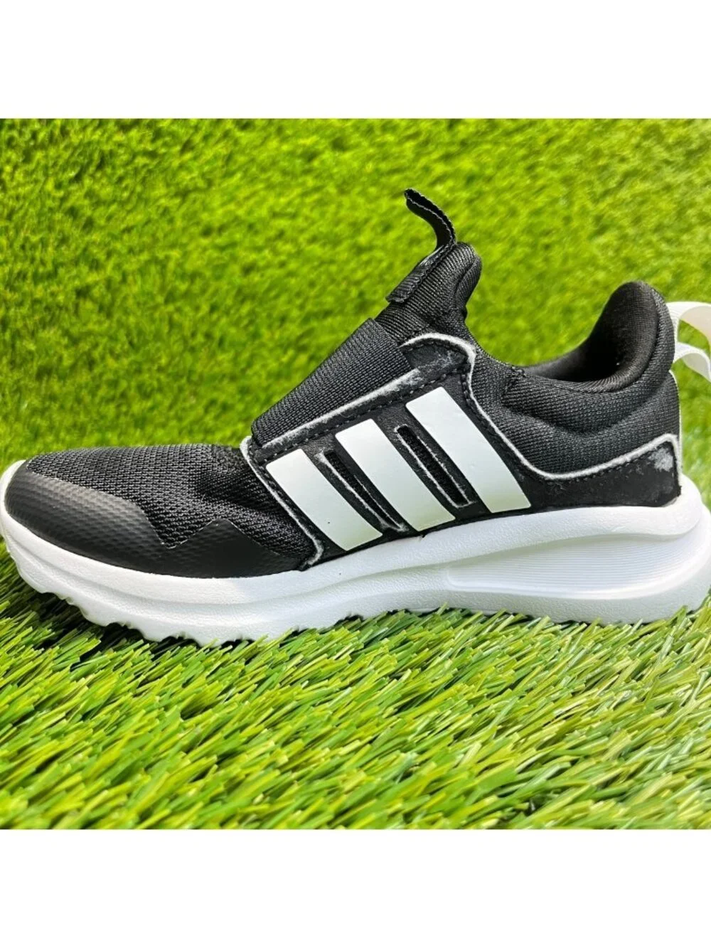 Adidas Activeride 2.0 Boys Size 11K Black White Athletic Running Shoes Sneakers